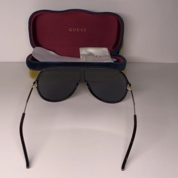 New Authentic Black Men Gold Frame Shades | Grey Lens | Unisex - Picture 10 of 12